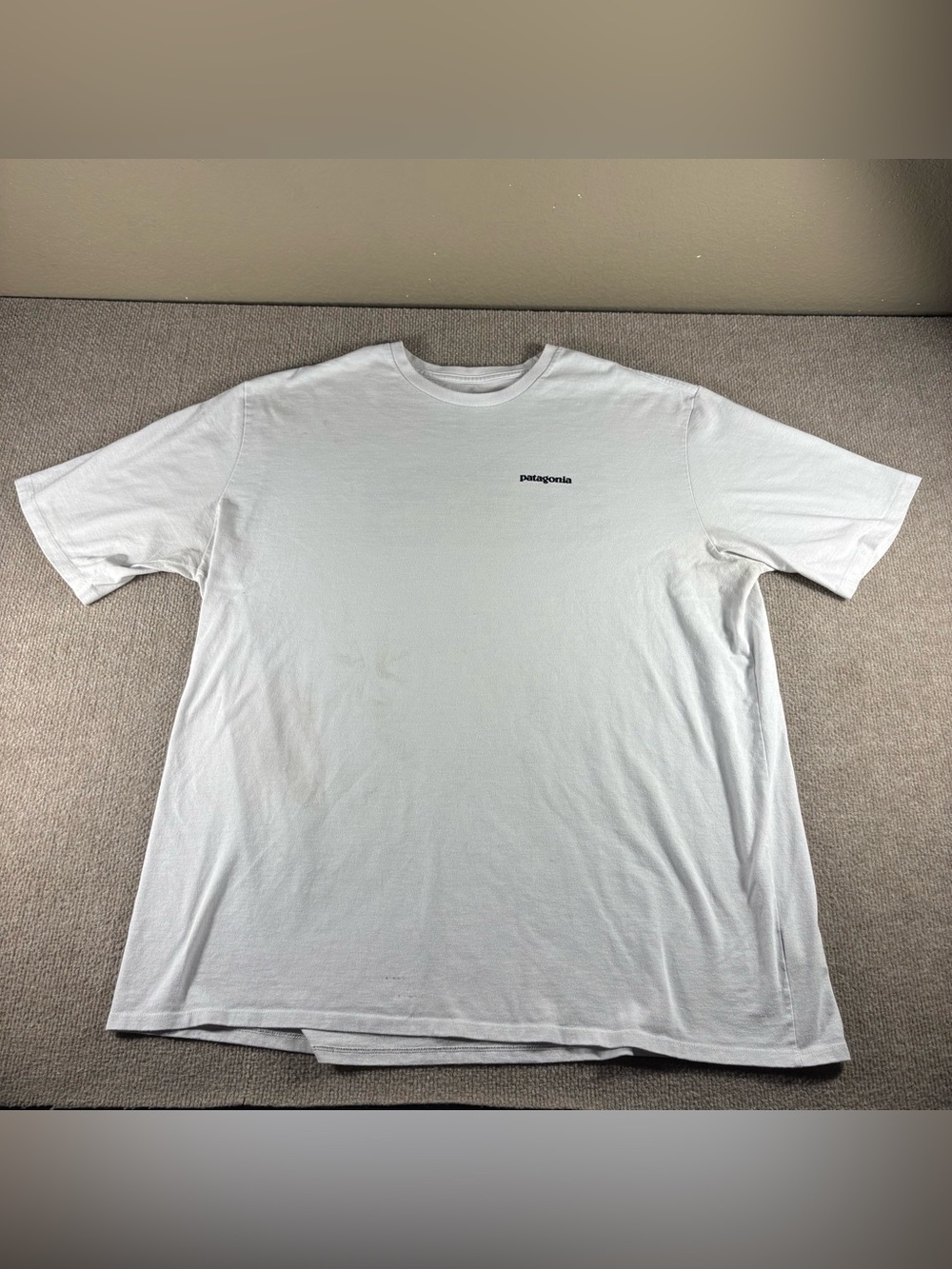 Patagonia White Men's Short Sleeve Logo Tee 2XL Regular Fit